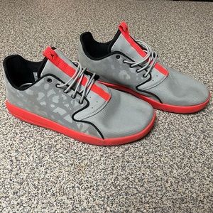 Men’s Nike Jordan Eclipse Wolf Grey/Infrared Running Shoe
